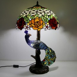 Tiffany Style Table Lamp...